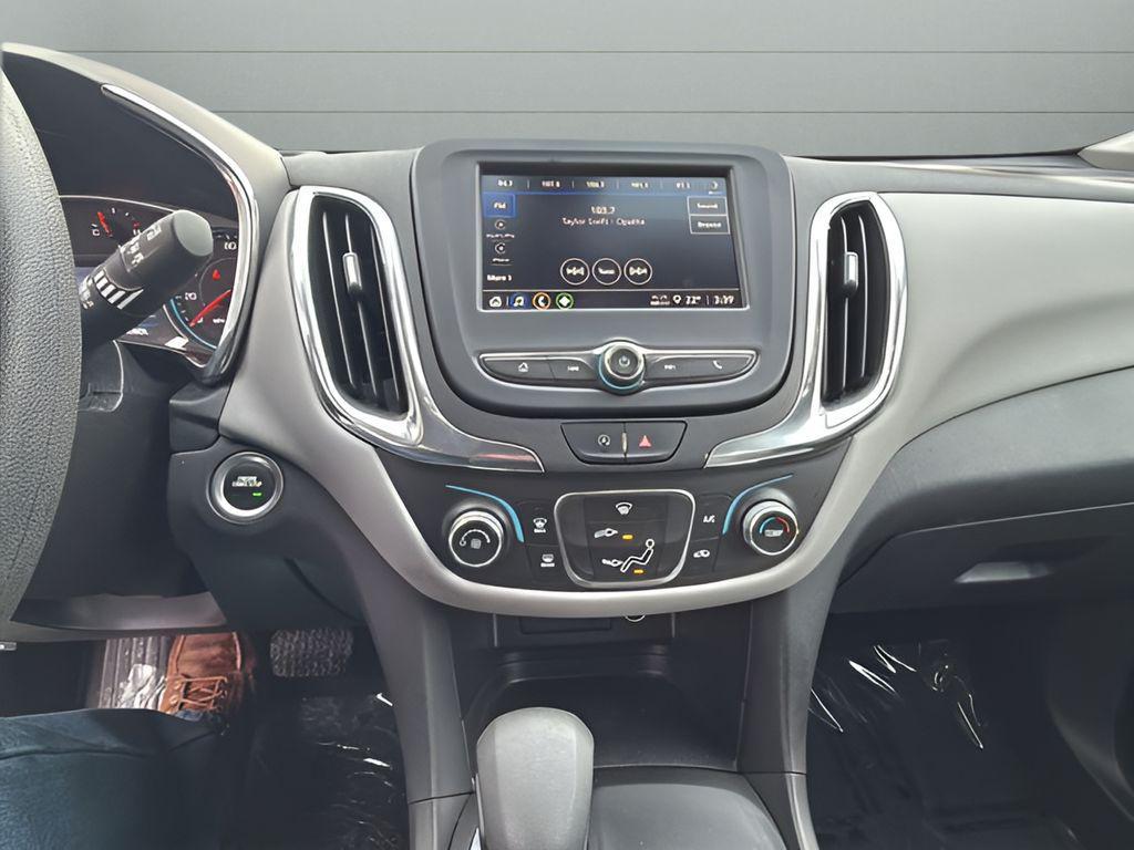 used 2023 Chevrolet Equinox car, priced at $22,649