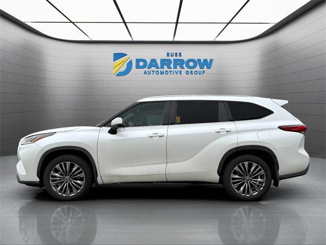 used 2020 Toyota Highlander car, priced at $34,800