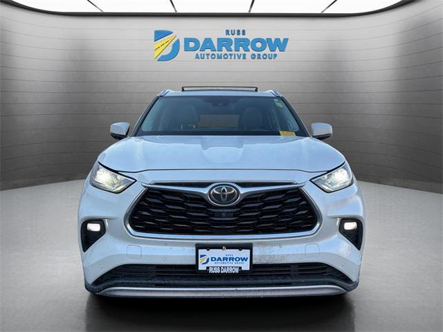 used 2020 Toyota Highlander car, priced at $34,800