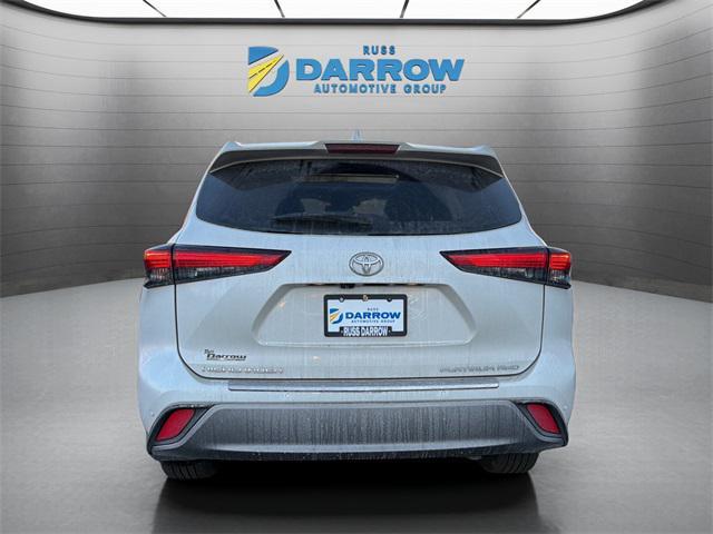 used 2020 Toyota Highlander car, priced at $34,800