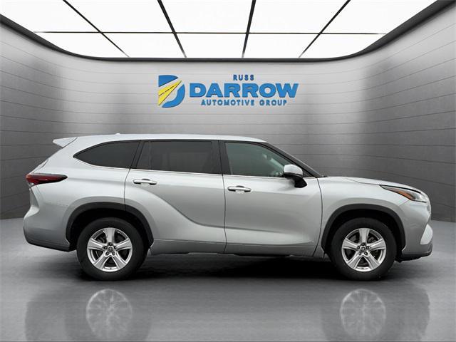 used 2024 Toyota Highlander car, priced at $33,063