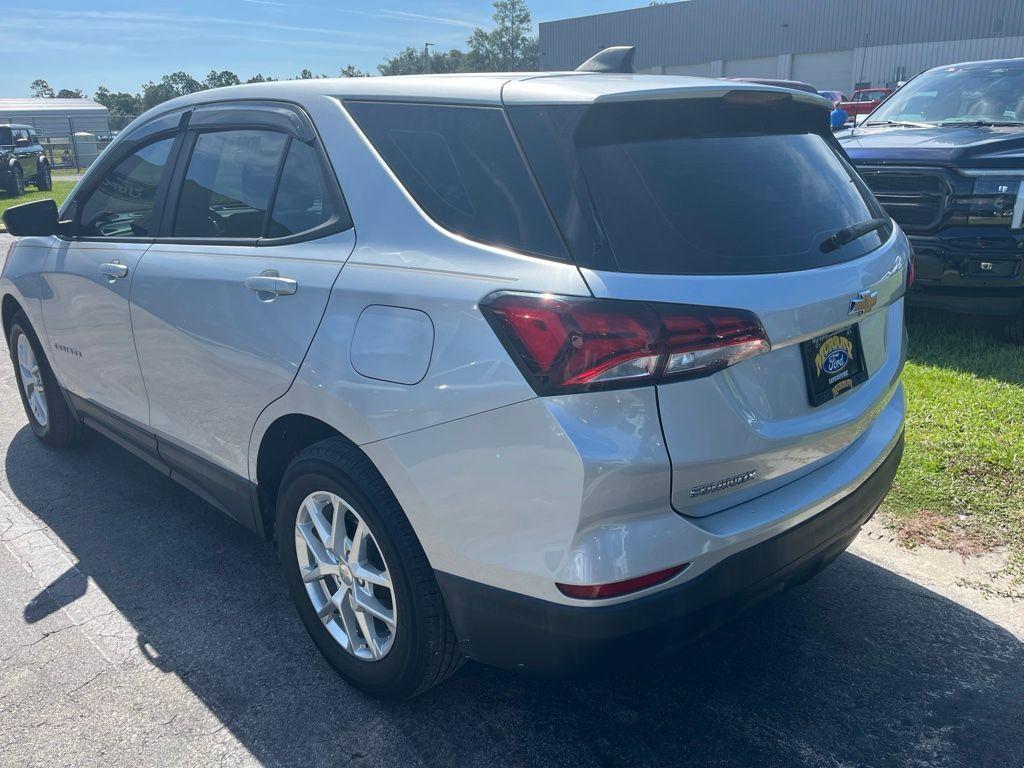 used 2022 Chevrolet Equinox car, priced at $19,034