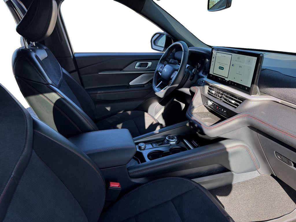 used 2025 Ford Explorer car, priced at $49,379