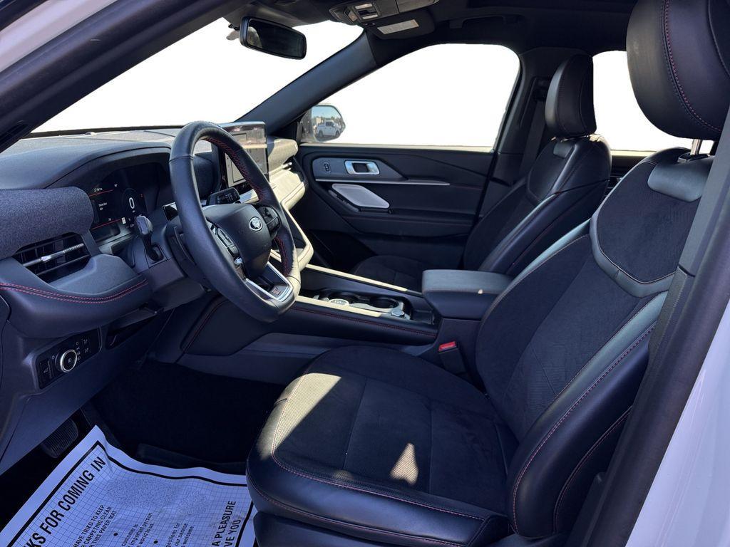 used 2025 Ford Explorer car, priced at $49,379