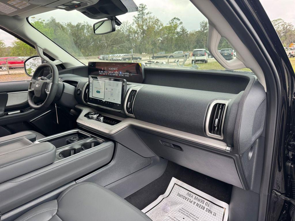 new 2026 Ford Expedition car, priced at $63,500