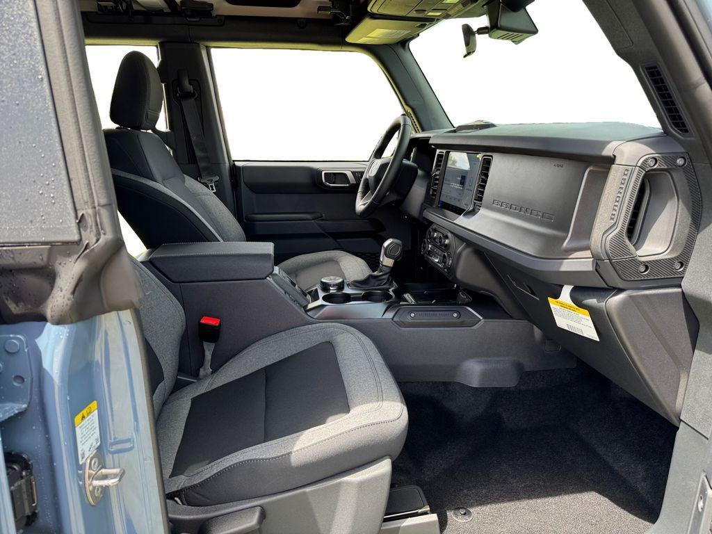 new 2025 Ford Bronco car, priced at $47,373