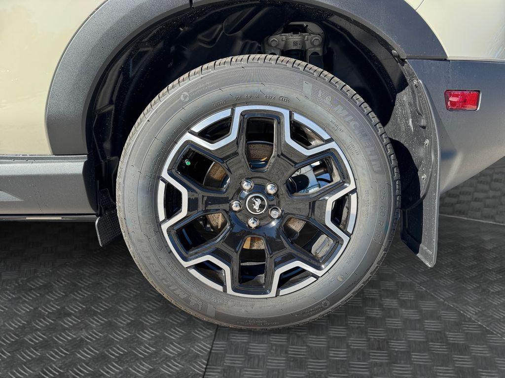 new 2025 Ford Bronco Sport car, priced at $37,997