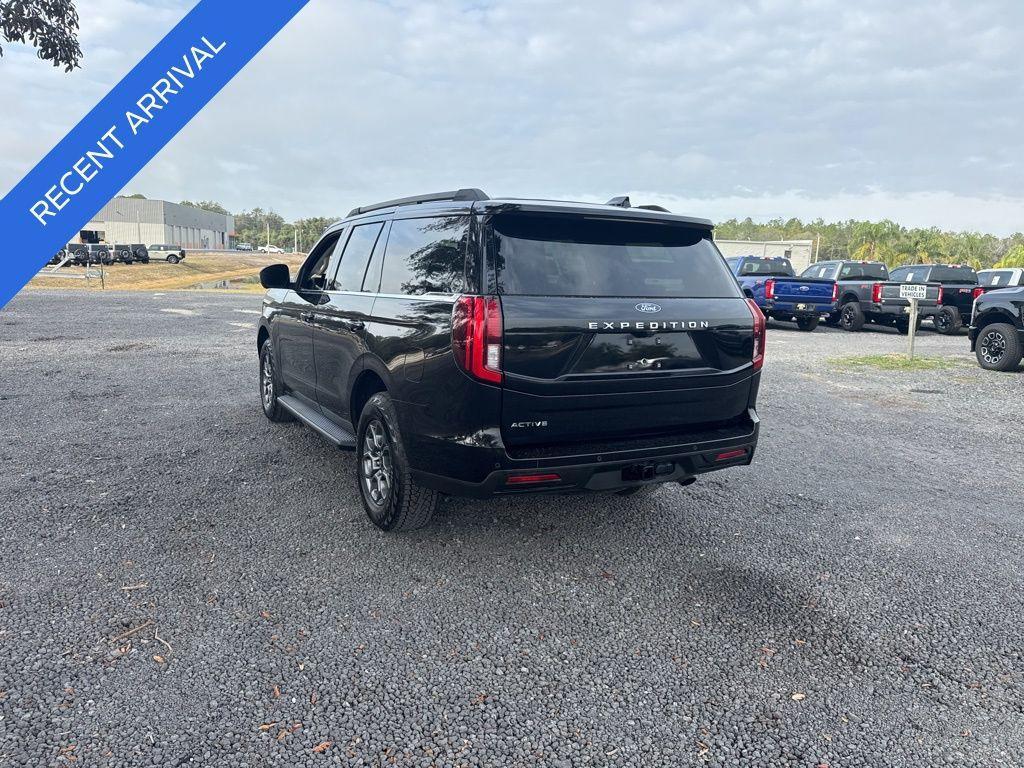 used 2025 Ford Expedition car, priced at $57,987