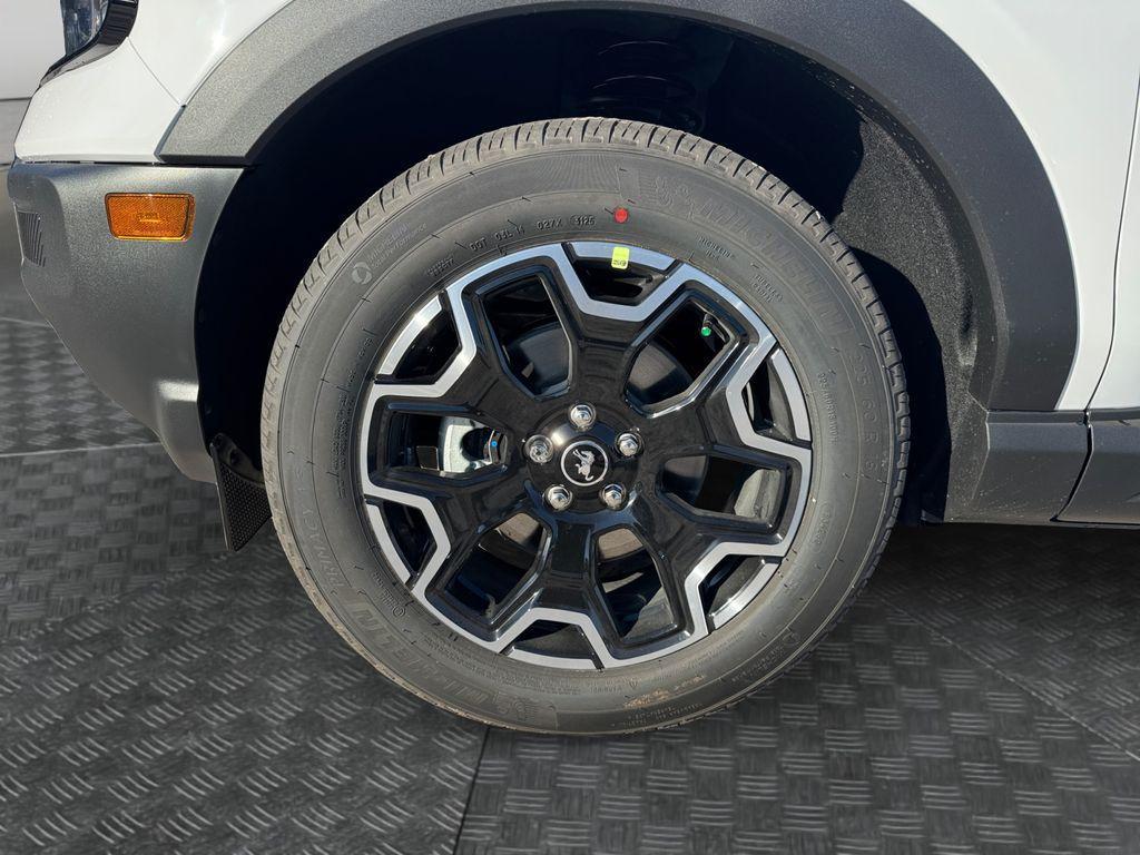 new 2025 Ford Bronco Sport car, priced at $33,745