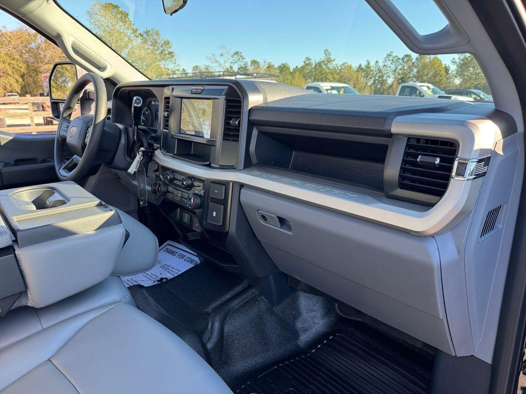 new 2026 Ford F-350 car, priced at $67,925