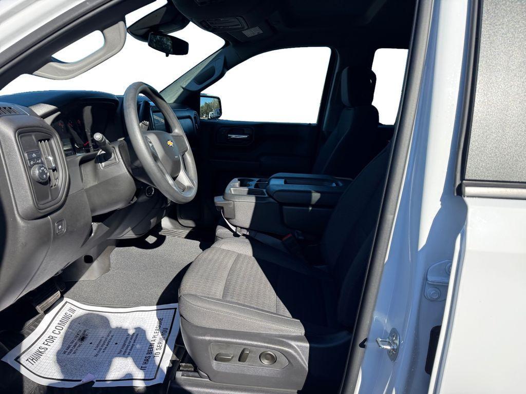 used 2025 Chevrolet Silverado 1500 car, priced at $36,486