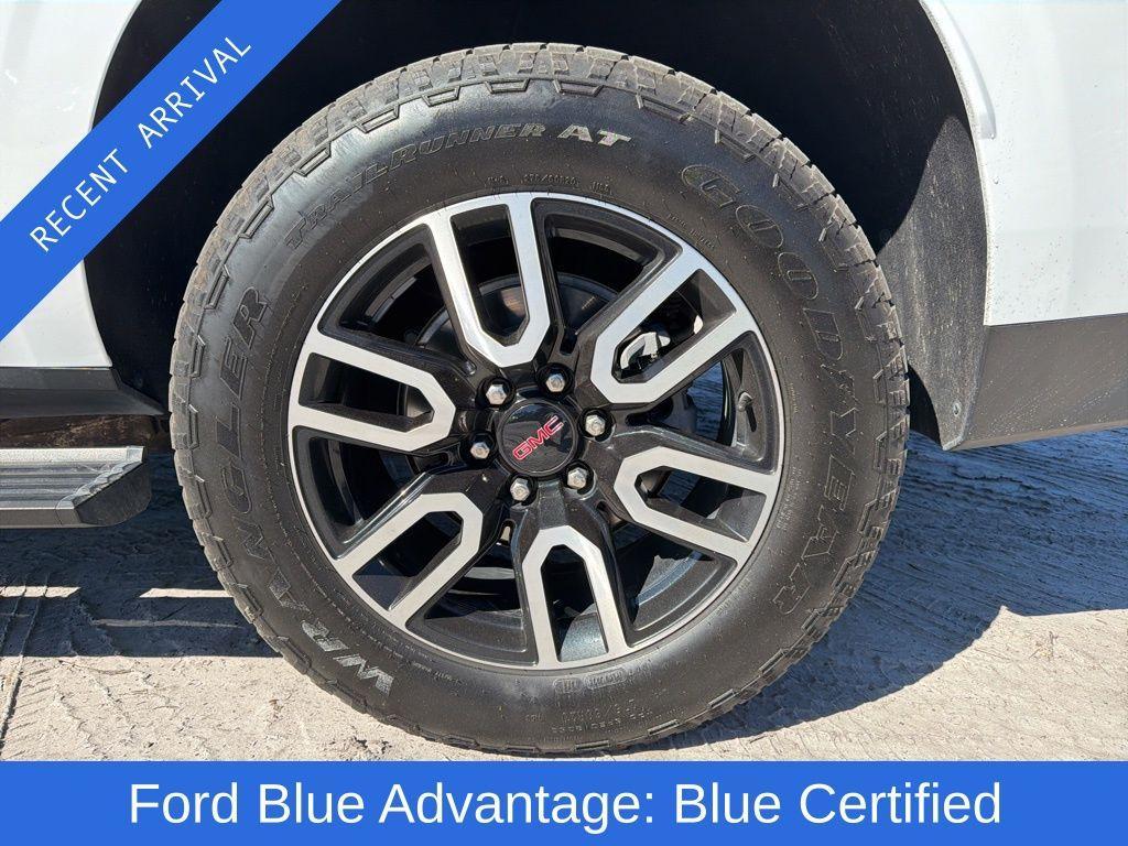 used 2023 GMC Yukon XL car, priced at $57,987