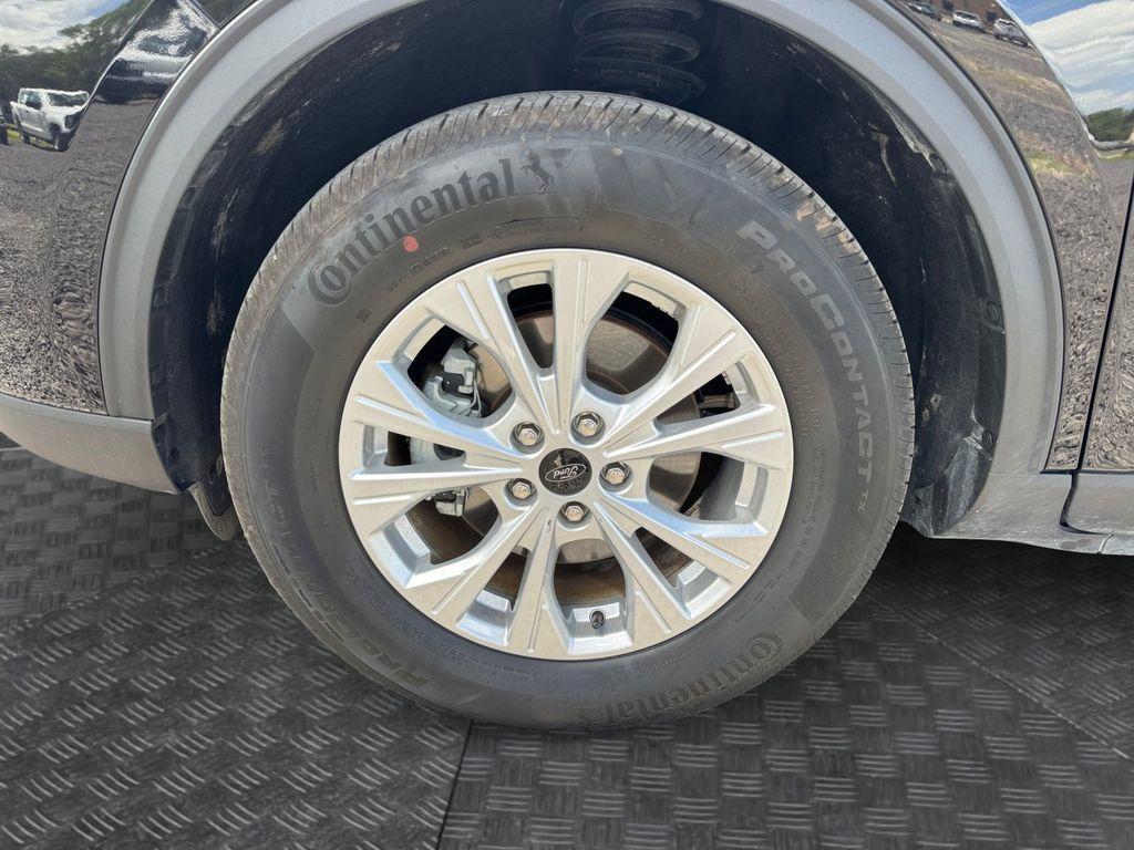 used 2025 Ford Escape car, priced at $24,987