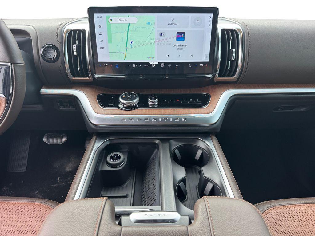 new 2025 Ford Expedition car, priced at $86,089