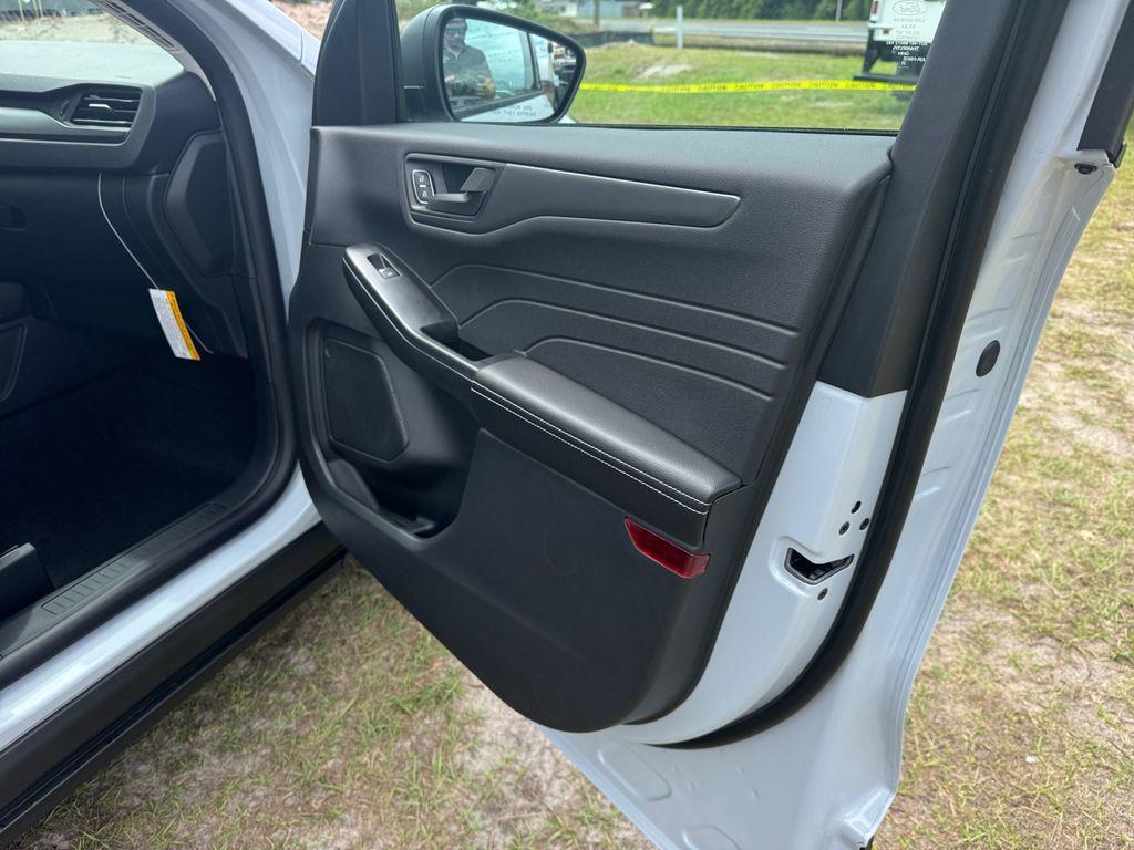 new 2026 Ford Escape car, priced at $31,566