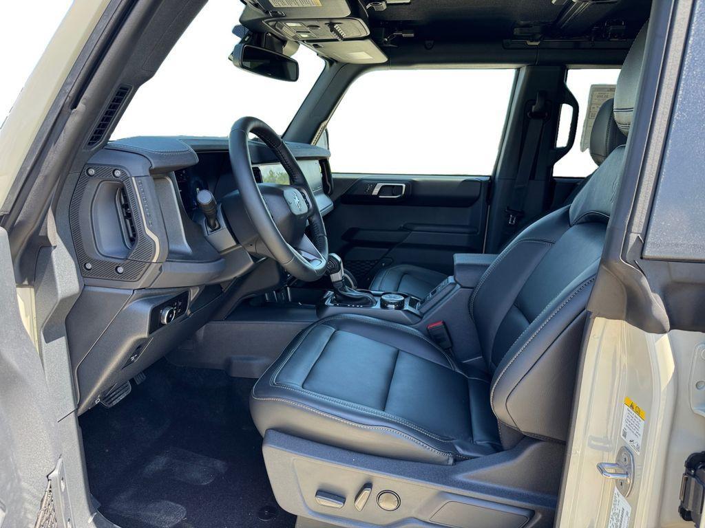new 2025 Ford Bronco car, priced at $55,538