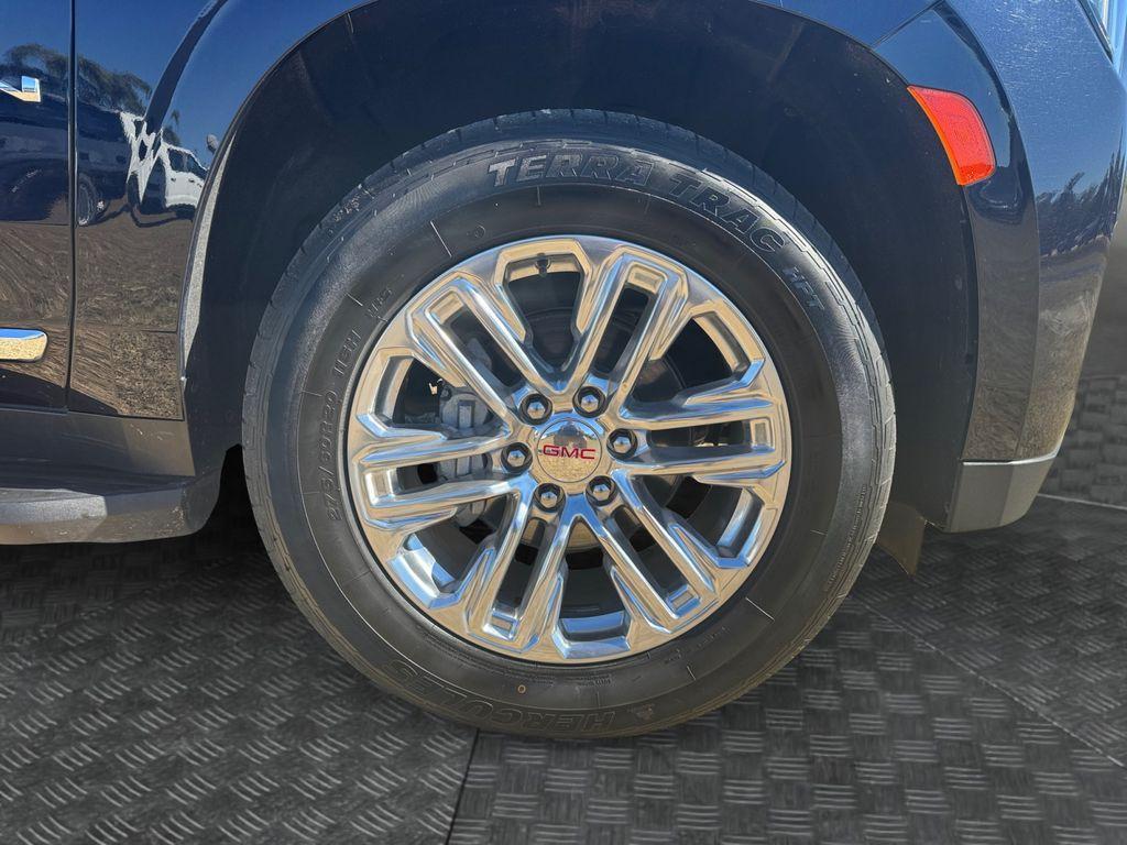 used 2023 GMC Yukon car, priced at $45,777