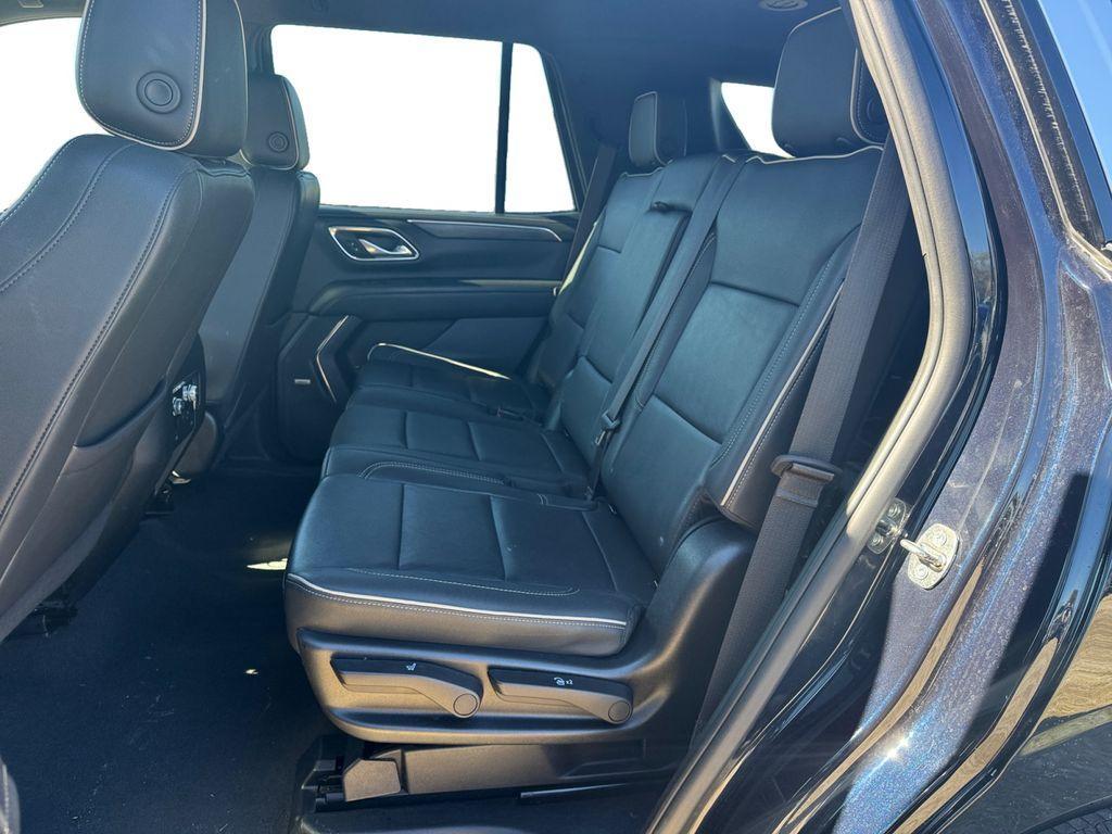 used 2023 GMC Yukon car, priced at $45,777