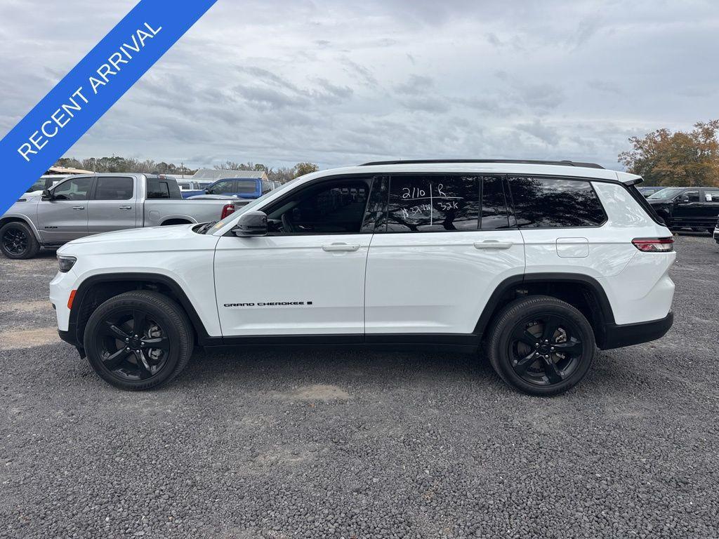 used 2024 Jeep Grand Cherokee L car, priced at $31,388