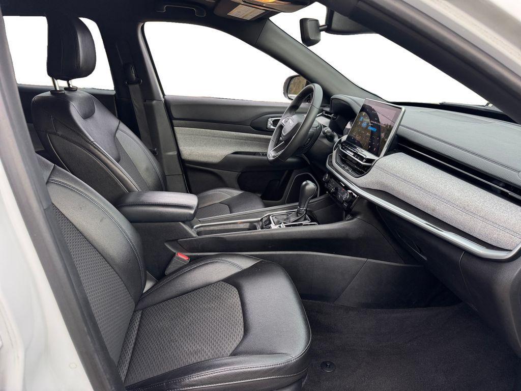 used 2024 Jeep Compass car, priced at $19,987