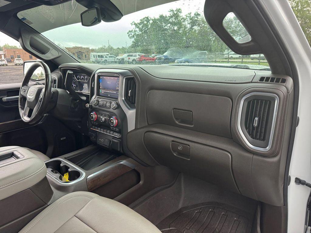 used 2021 GMC Sierra 1500 car, priced at $35,106