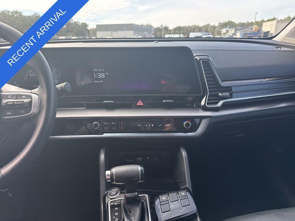 used 2025 Kia Sportage car, priced at $26,987