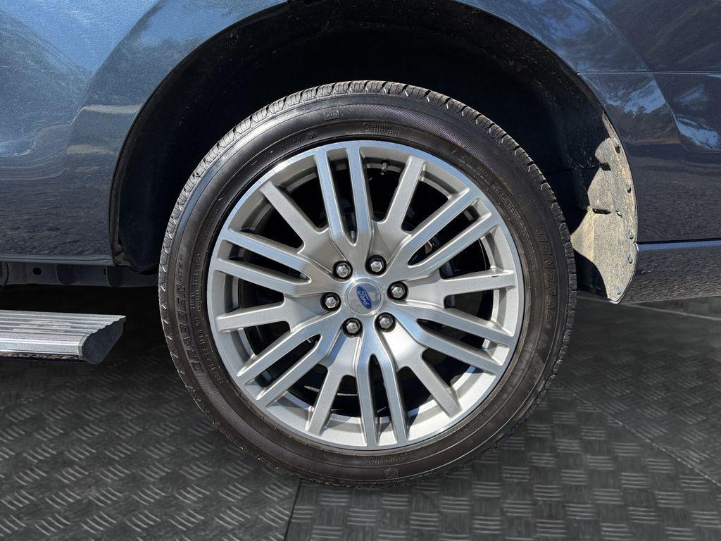 used 2023 Ford Expedition car, priced at $55,777