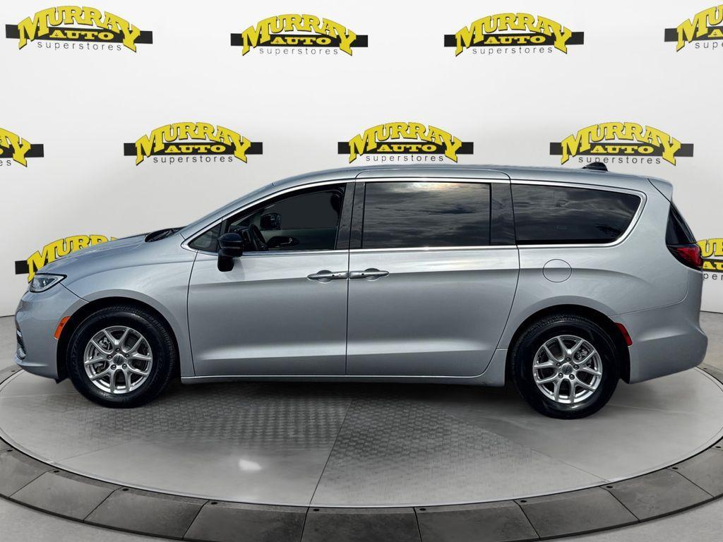 used 2024 Chrysler Pacifica car, priced at $28,649