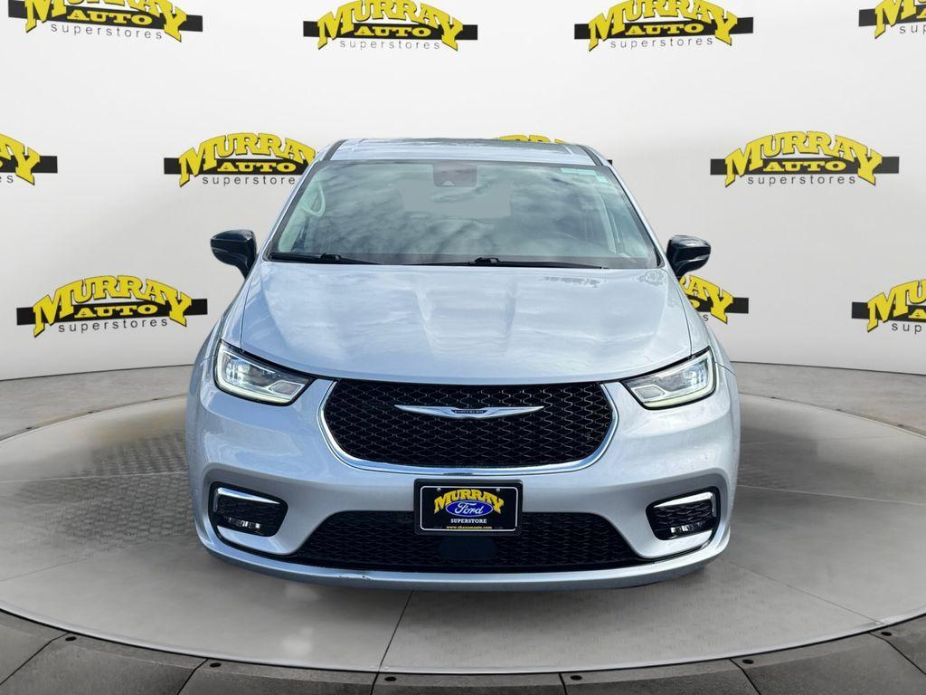 used 2024 Chrysler Pacifica car, priced at $28,649
