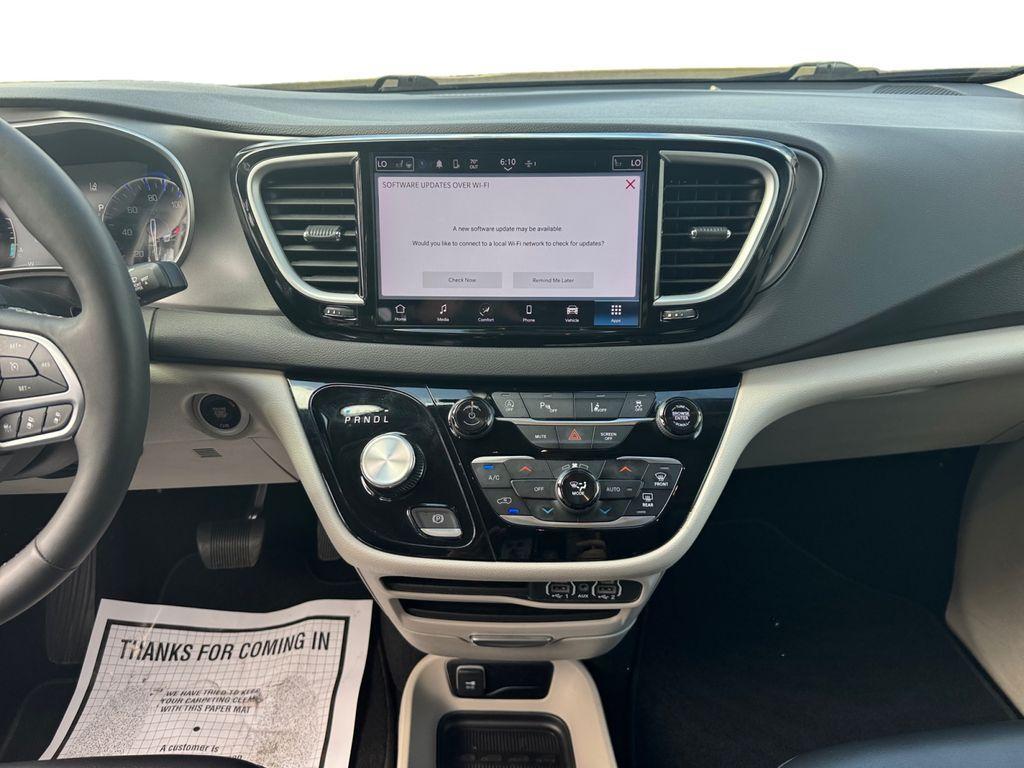 used 2024 Chrysler Pacifica car, priced at $28,649
