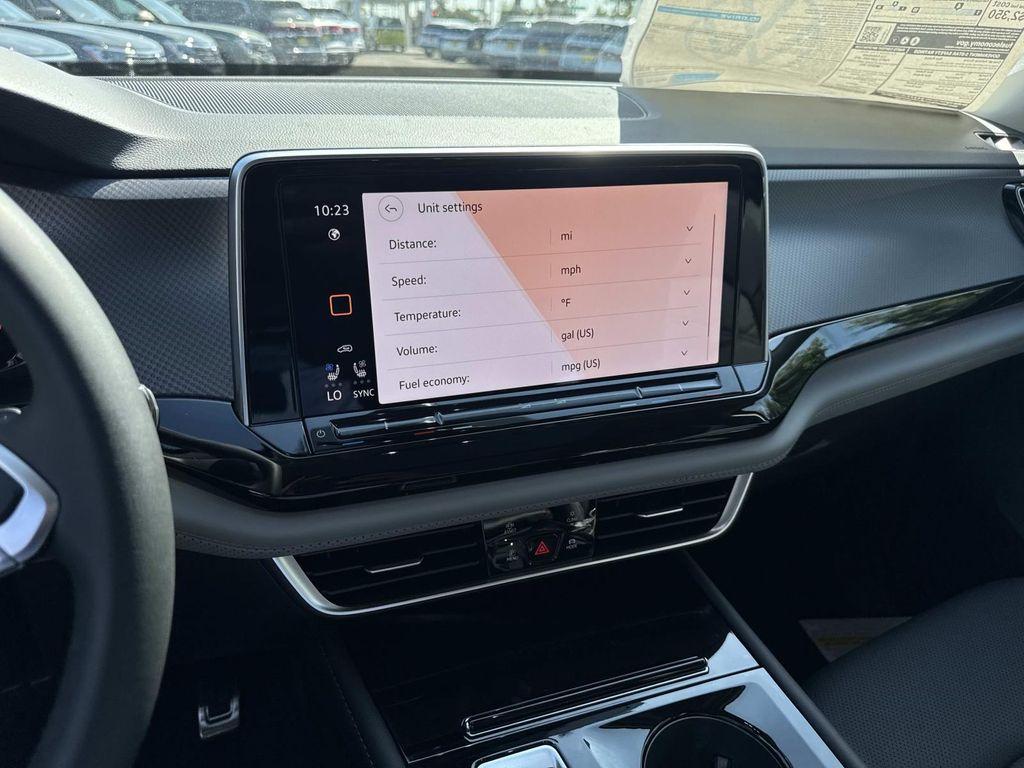 new 2026 Volkswagen Atlas car, priced at $51,428