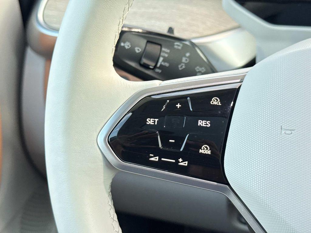 used 2025 Volkswagen ID. Buzz car, priced at $53,500