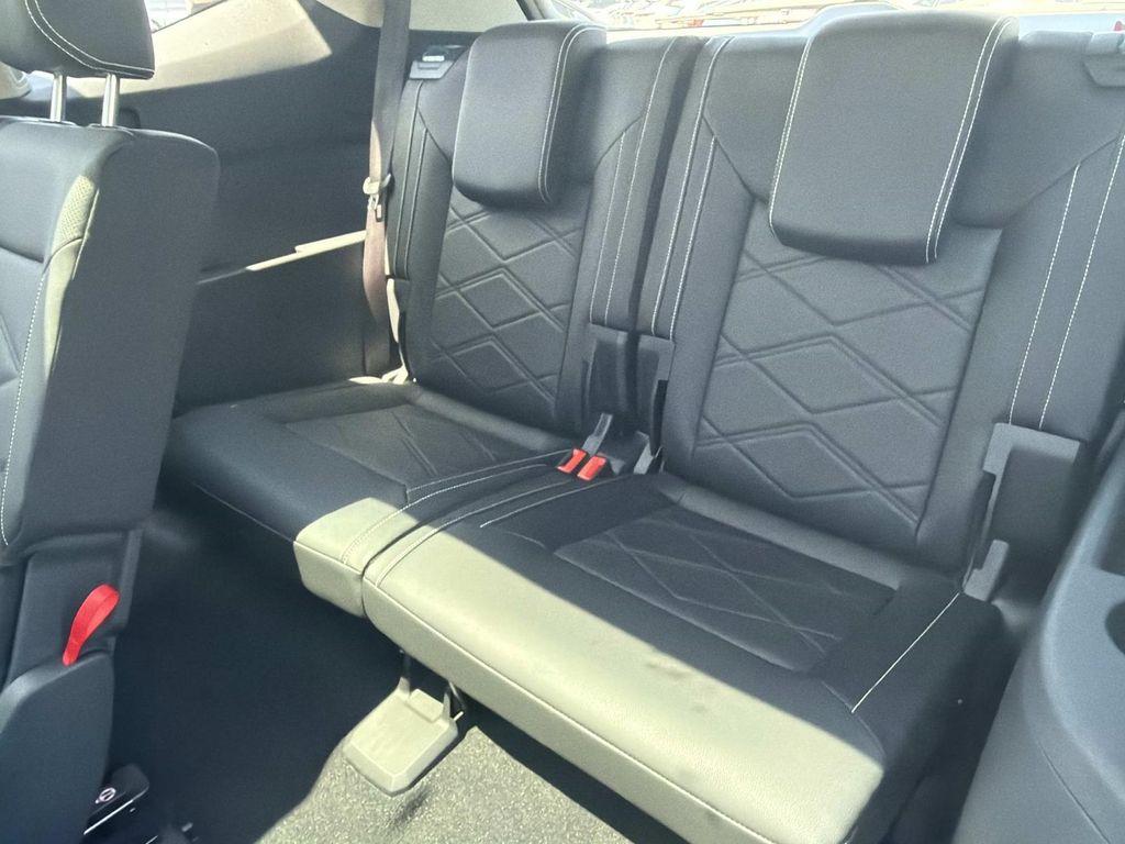 new 2026 Volkswagen Atlas car, priced at $46,998