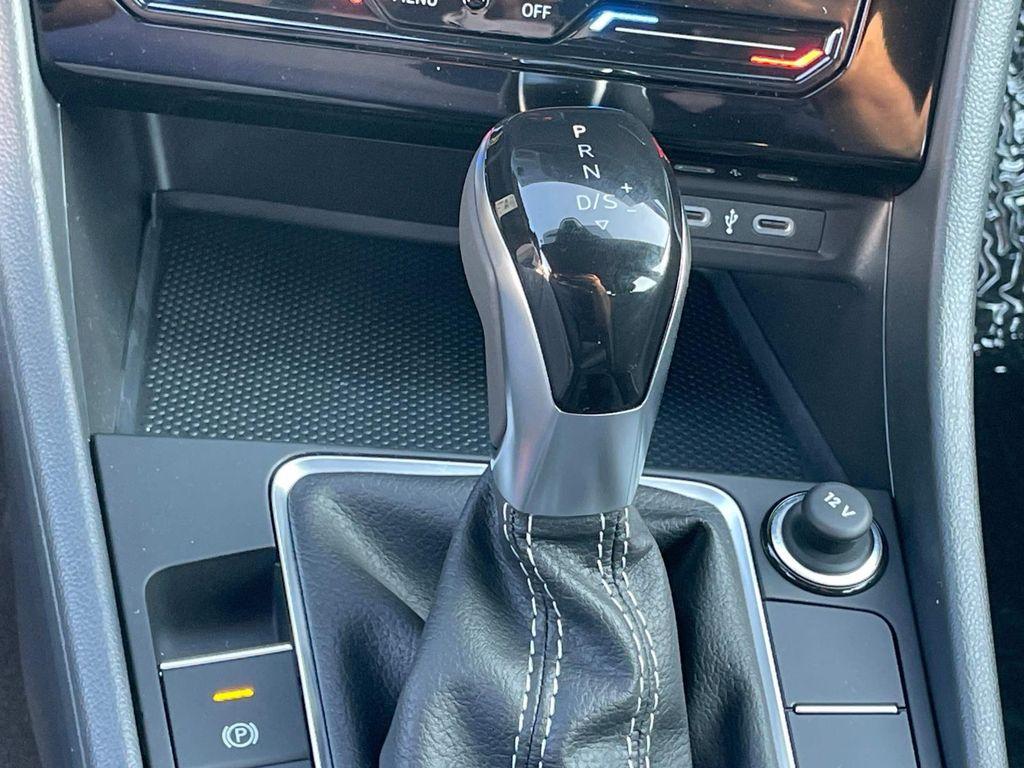 new 2025 Volkswagen Jetta car, priced at $25,500