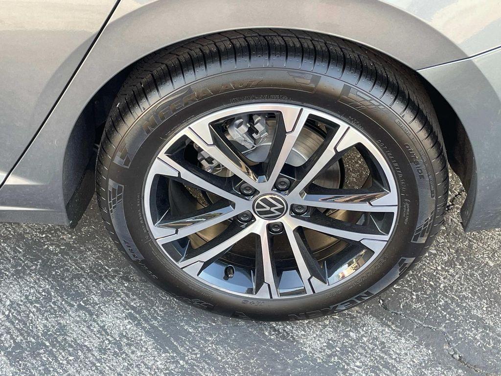 new 2025 Volkswagen Jetta car, priced at $25,500