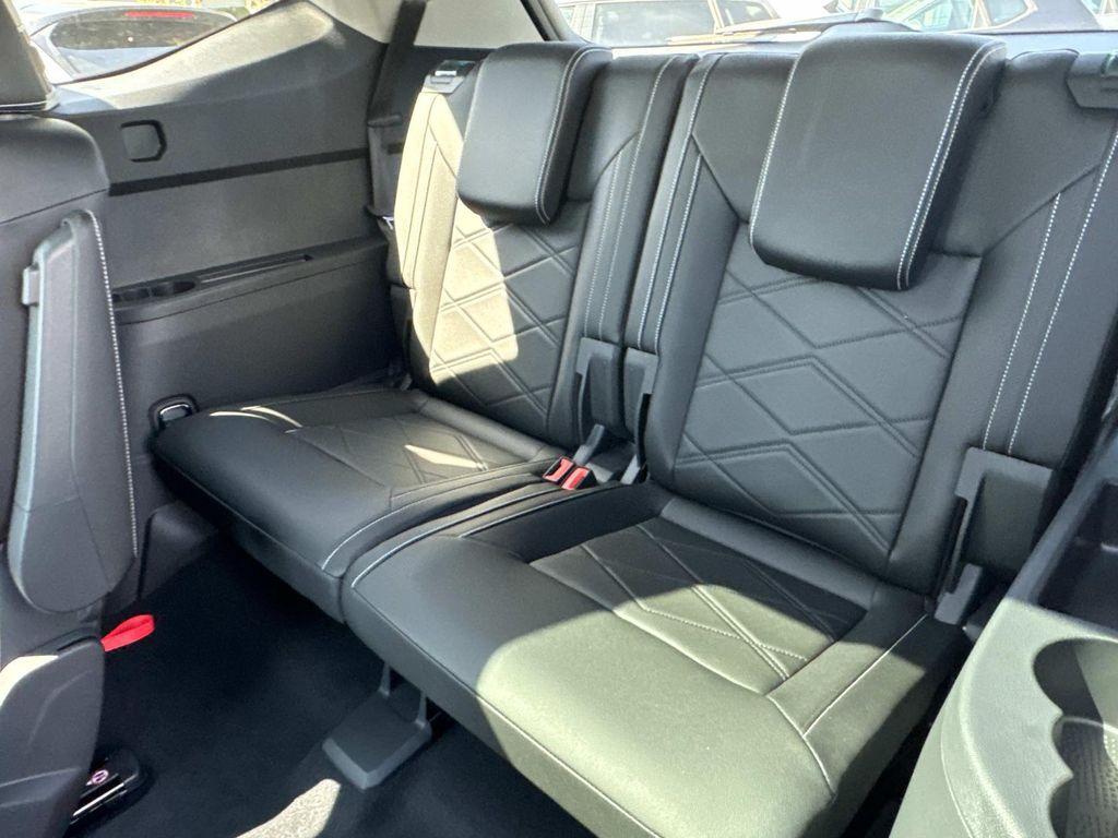 new 2026 Volkswagen Atlas car, priced at $50,643