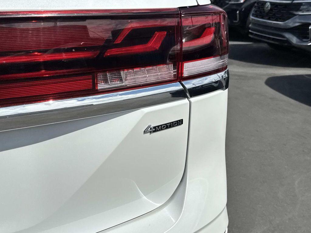 used 2025 Volkswagen Atlas car, priced at $43,998