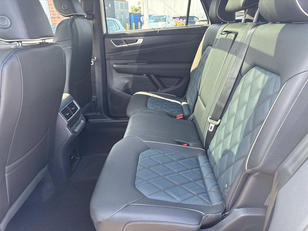 new 2025 Volkswagen Atlas Cross Sport car, priced at $53,500