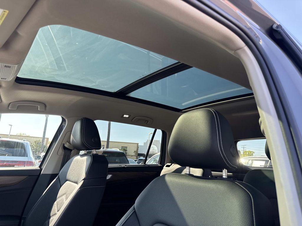 new 2026 Volkswagen Atlas car, priced at $48,500