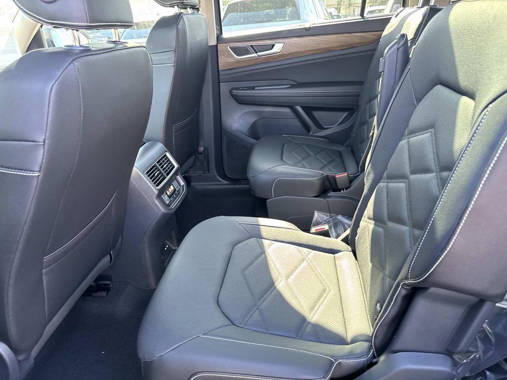 new 2026 Volkswagen Atlas car, priced at $48,500