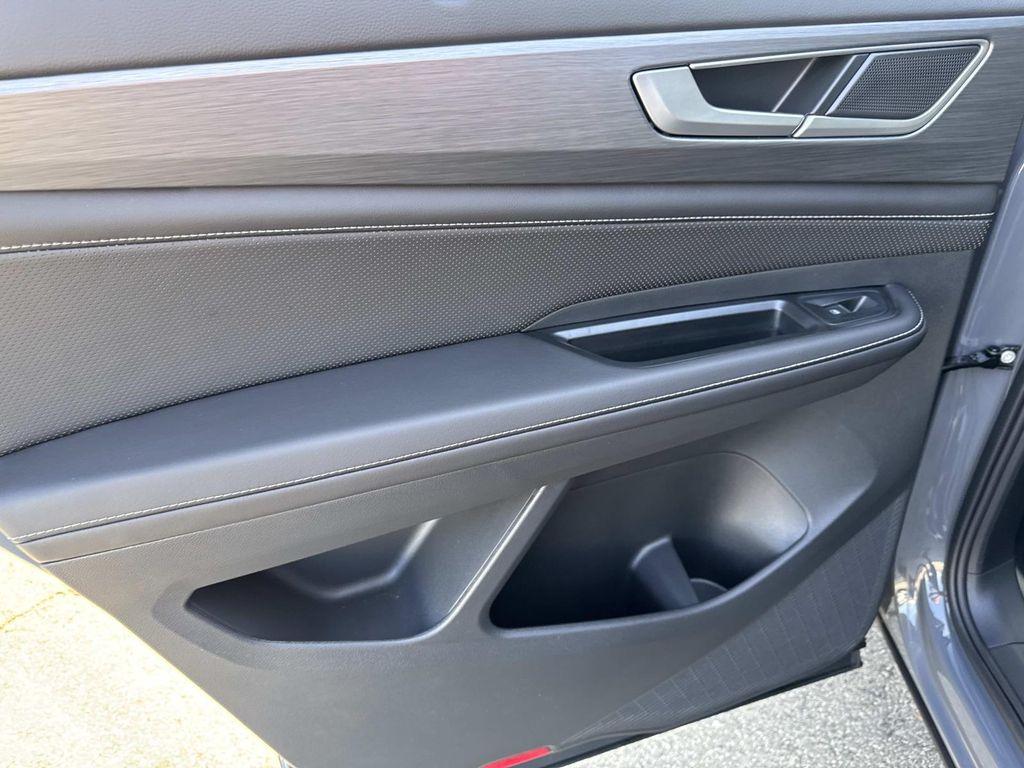 new 2026 Volkswagen Atlas Cross Sport car, priced at $49,124