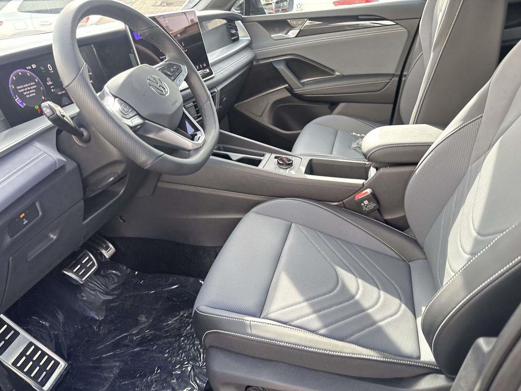 new 2026 Volkswagen Tiguan car, priced at $39,609