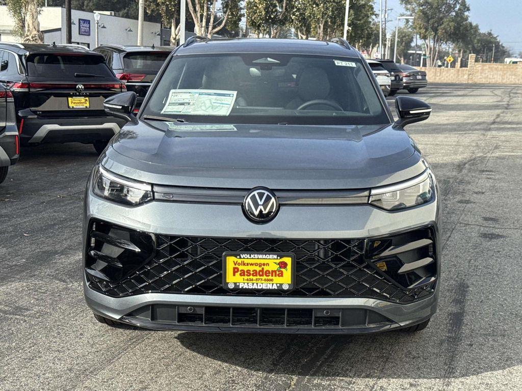 new 2026 Volkswagen Tiguan car, priced at $39,609