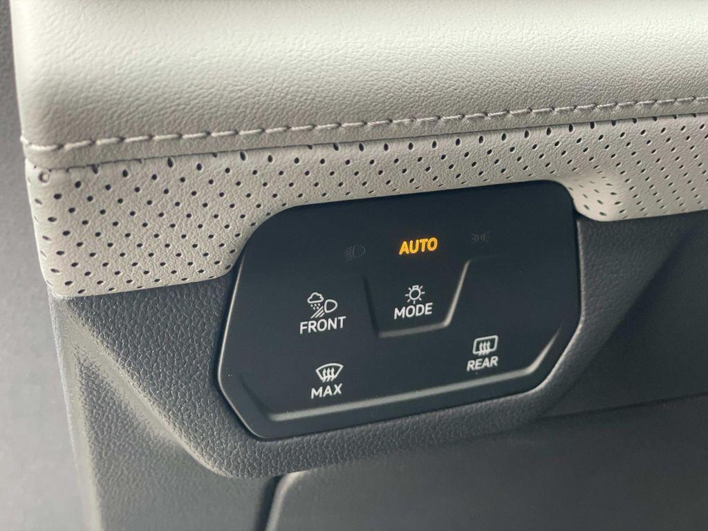 new 2026 Volkswagen Atlas car, priced at $52,005