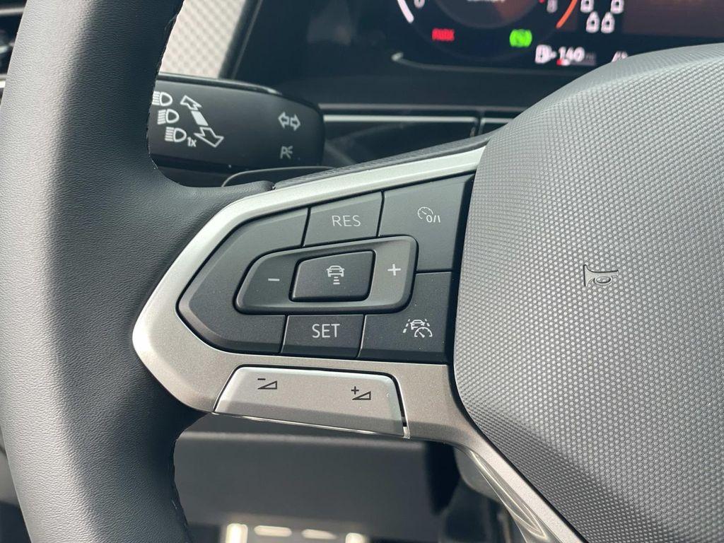 new 2026 Volkswagen Atlas car, priced at $52,005