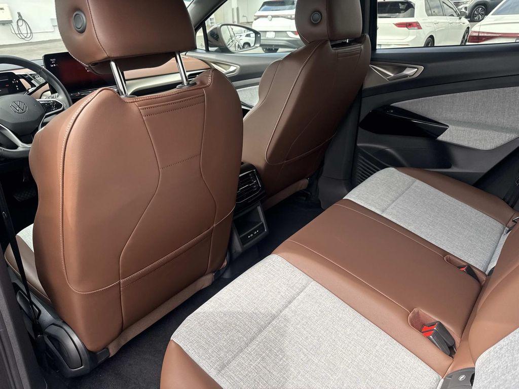 used 2023 Volkswagen ID.4 car, priced at $24,995