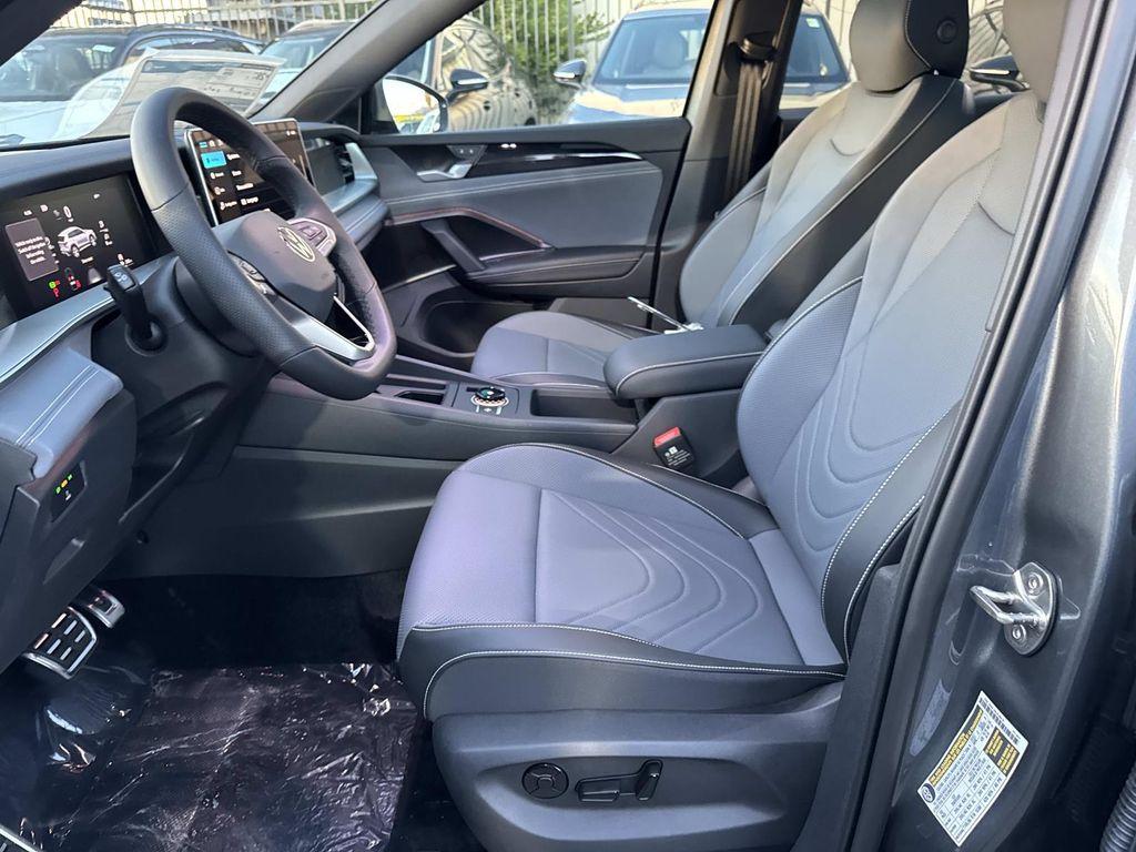 new 2026 Volkswagen Tiguan car, priced at $39,609