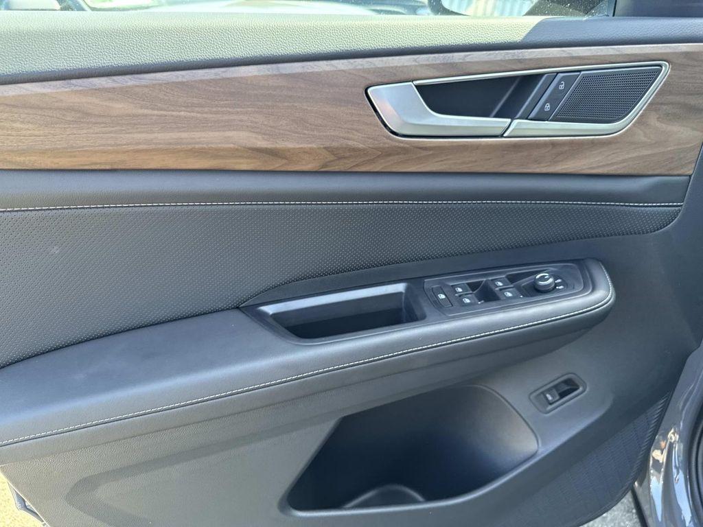 new 2026 Volkswagen Atlas car, priced at $50,675