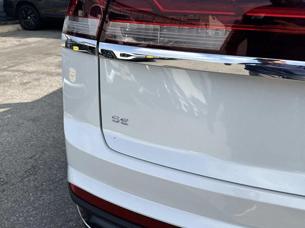 new 2026 Volkswagen Atlas Cross Sport car, priced at $40,944