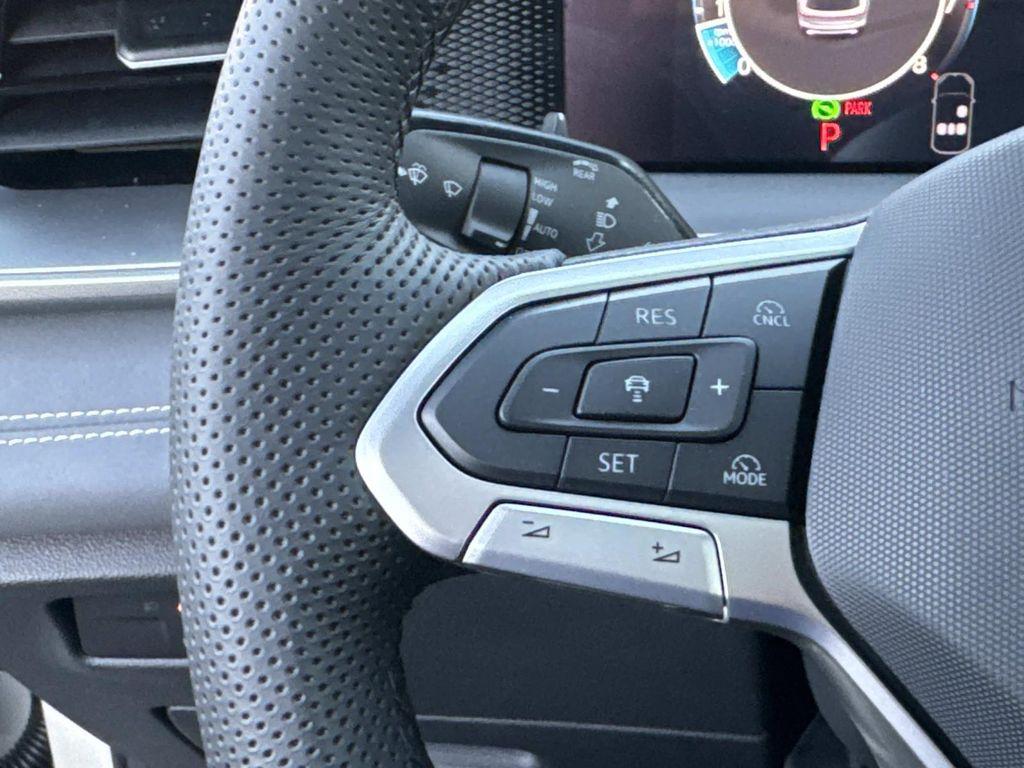 new 2026 Volkswagen Tiguan car, priced at $40,002